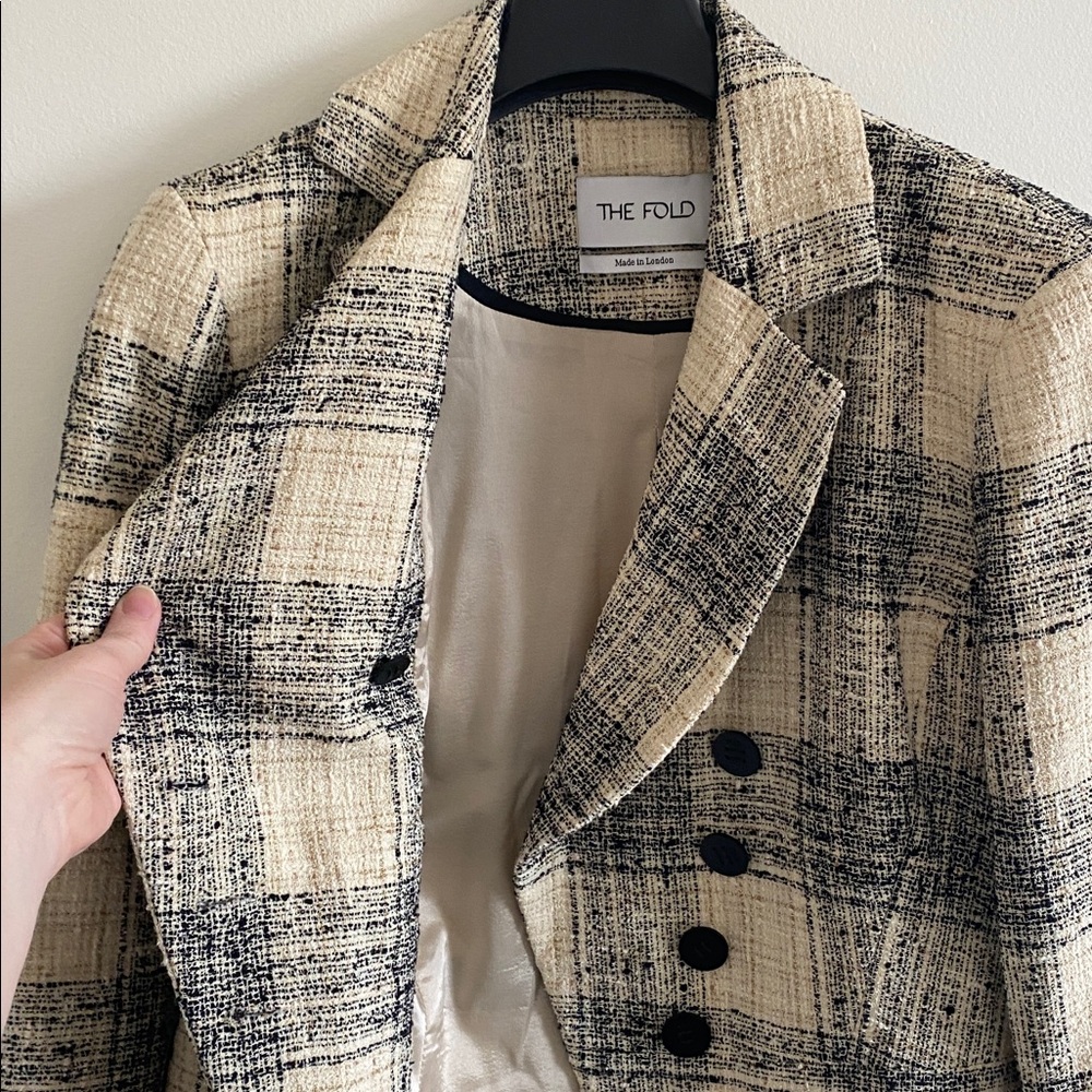 Like New The Fold London Skirt Blazer Plaid Suit Size 12 - Picture 4 of 12